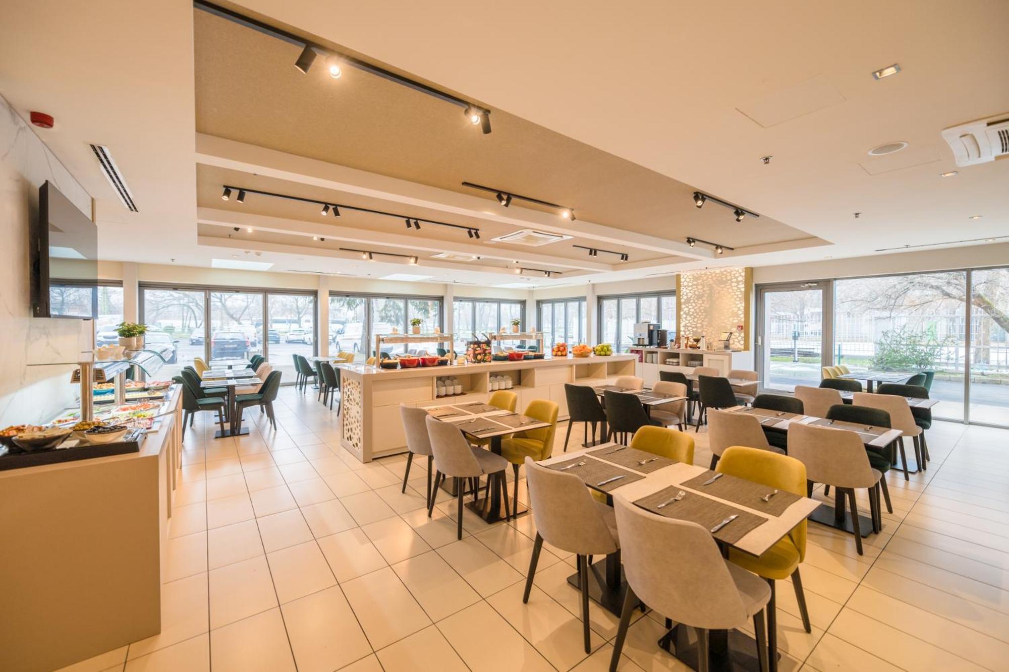 Expo Tower By Mellow Mood Hotels Budapest Ngoại thất bức ảnh