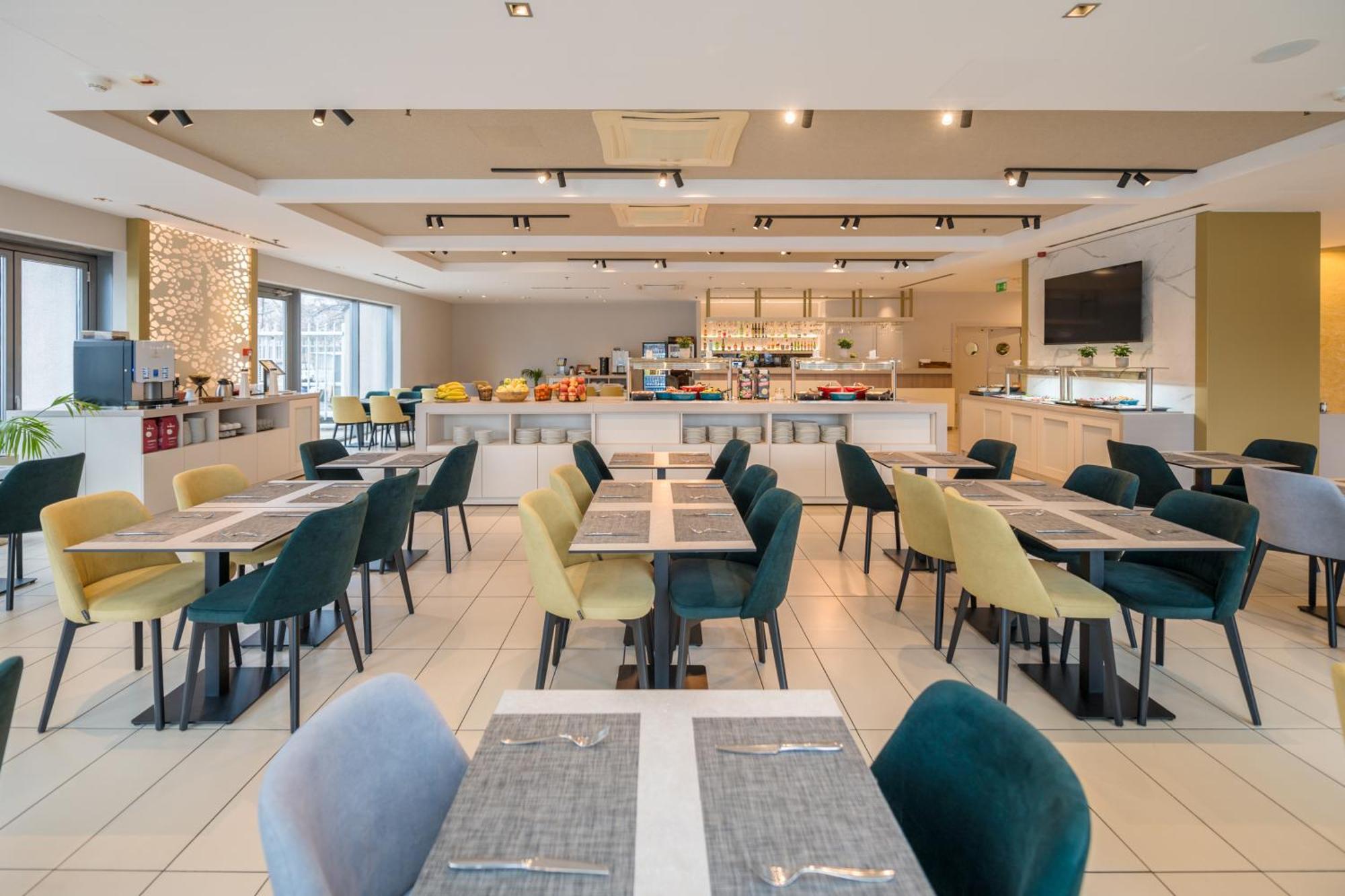 Expo Tower By Mellow Mood Hotels Budapest Ngoại thất bức ảnh