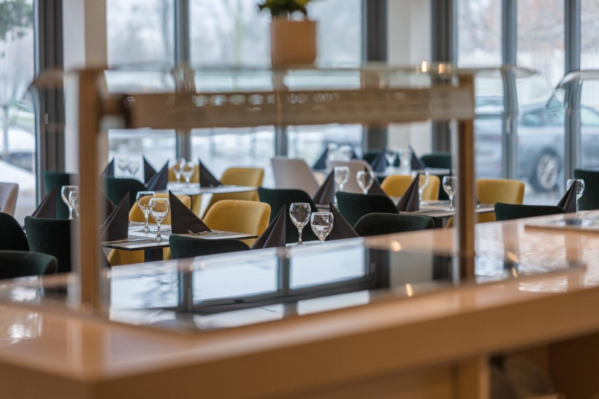 Expo Tower By Mellow Mood Hotels Budapest Ngoại thất bức ảnh